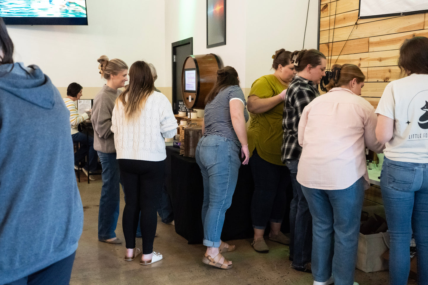 04/12/2026 Candle Making Workshop @ Liquid Noise Brewing Co