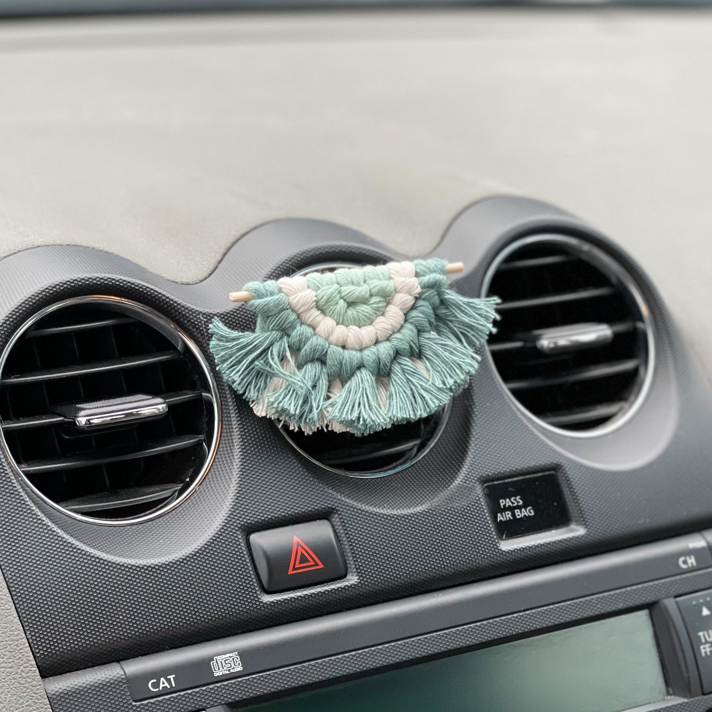 Peppermint & Eucalyptus Macrame Car Diffuser Clip Bundle